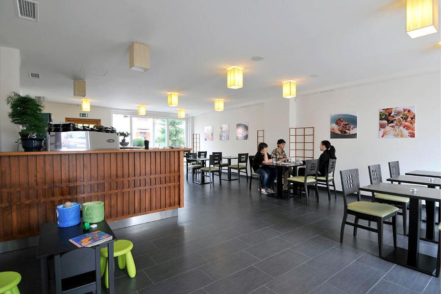 Miyabi 1 Maribor