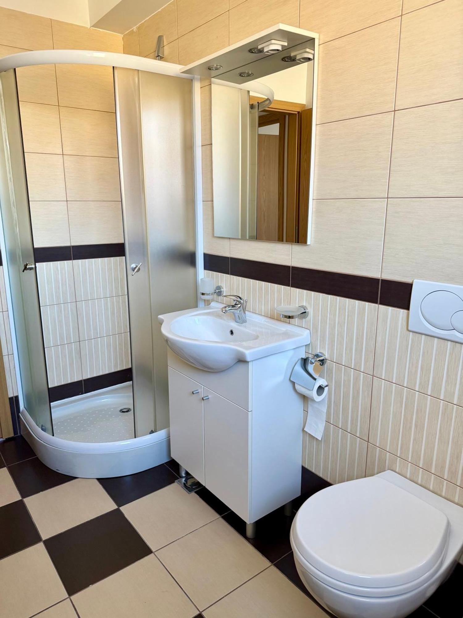 Miyabi 1 * Maribor